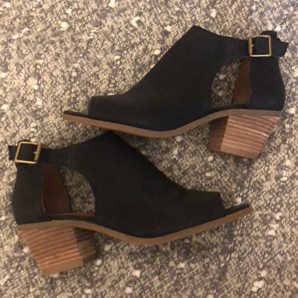 Lucky brand peep toe booties